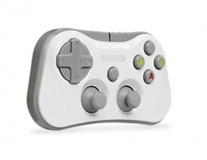 White Stratus Wireless Gamepad For Apple iOS7+ Devices