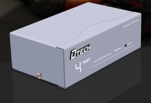 4 Port VGA Splitter Box Support 1920x1440 high resolution and 250MHz Video Bandwidth